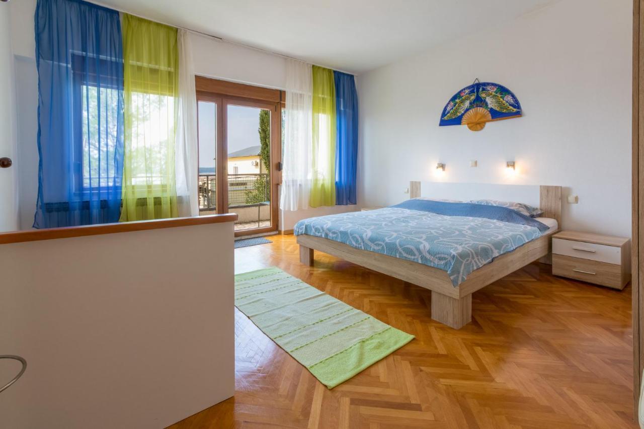 Apartamento Jasminka Loncaric Crikvenica Exterior foto