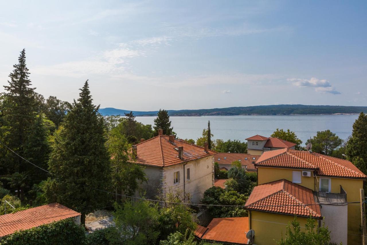 Apartamento Jasminka Loncaric Crikvenica Exterior foto